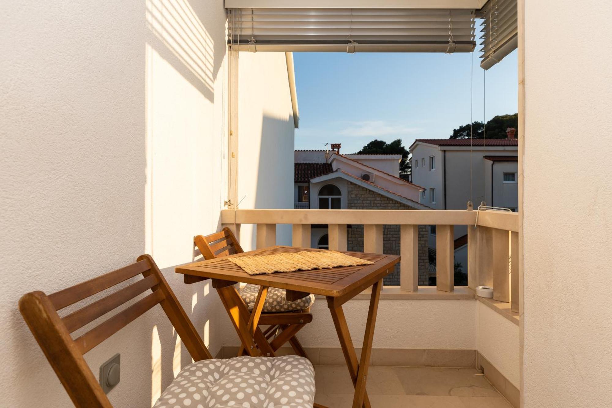 Apartments By The Sea Duce, Omis - 5973 المظهر الخارجي الصورة