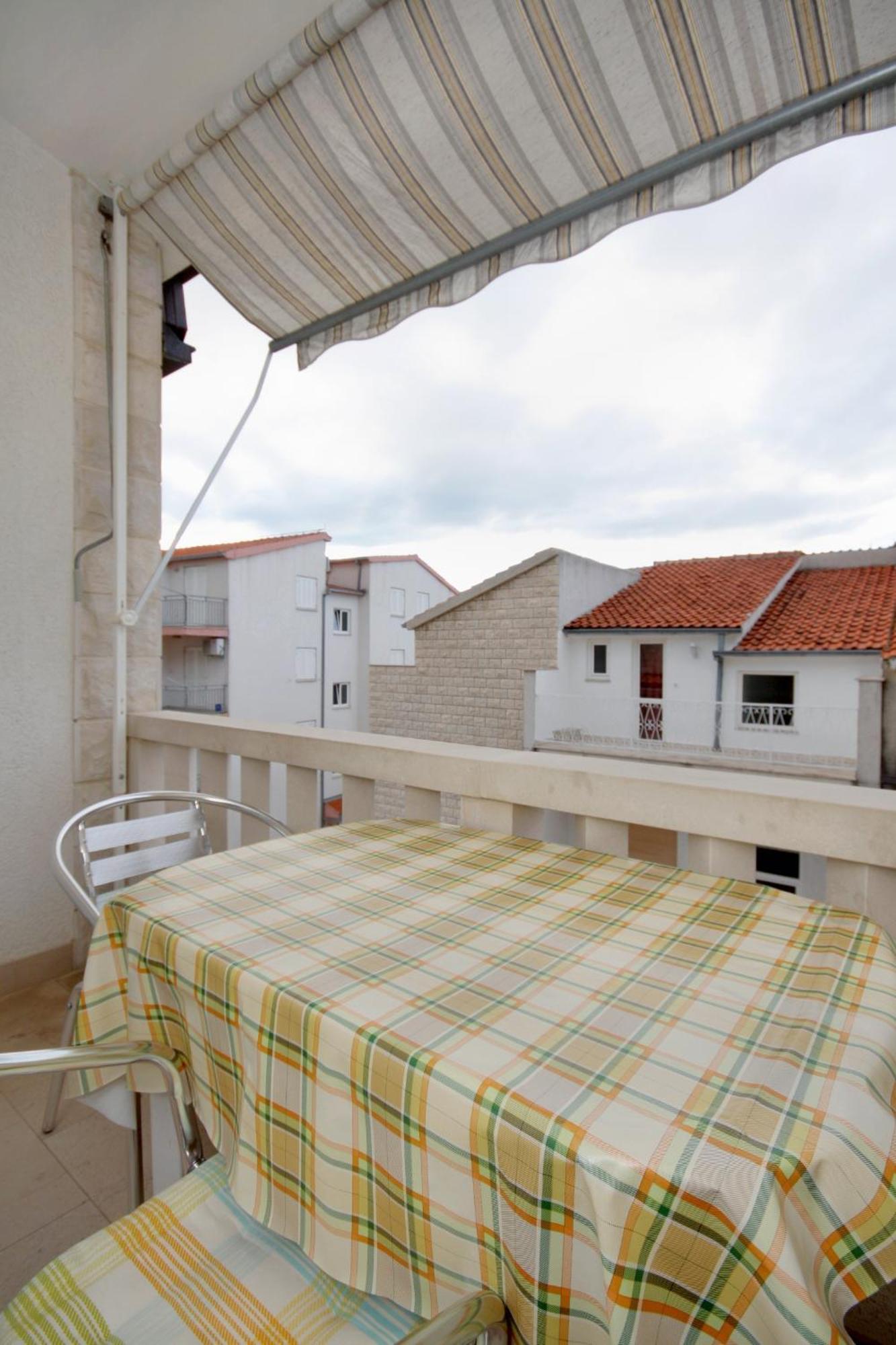 Apartments By The Sea Duce, Omis - 5973 المظهر الخارجي الصورة