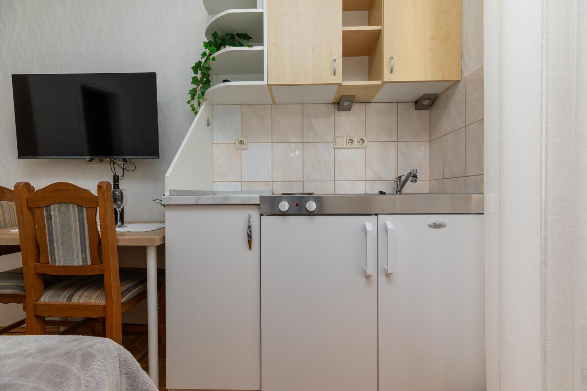 Apartments By The Sea Duce, Omis - 5973 المظهر الخارجي الصورة