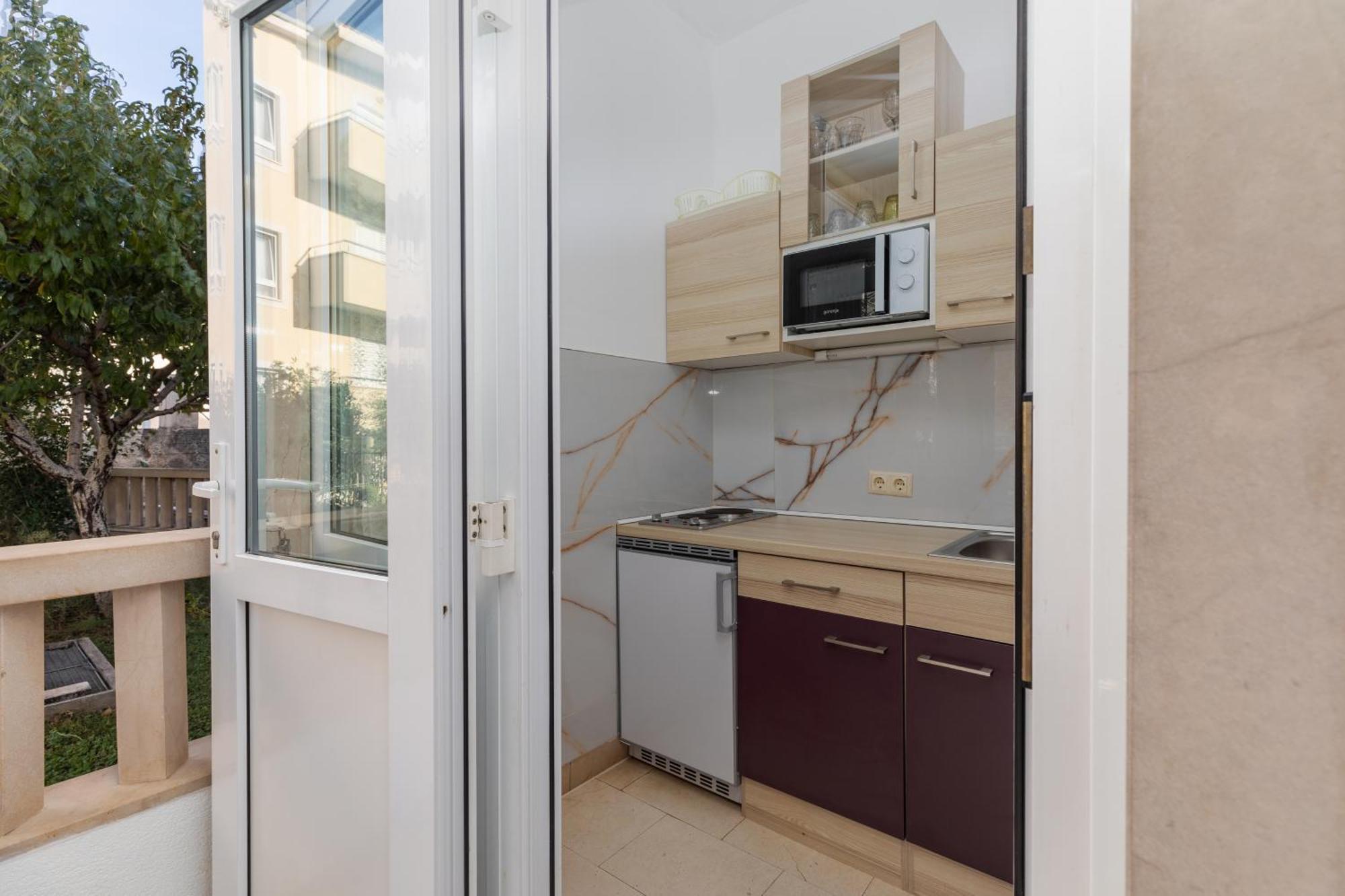 Apartments By The Sea Duce, Omis - 5973 المظهر الخارجي الصورة