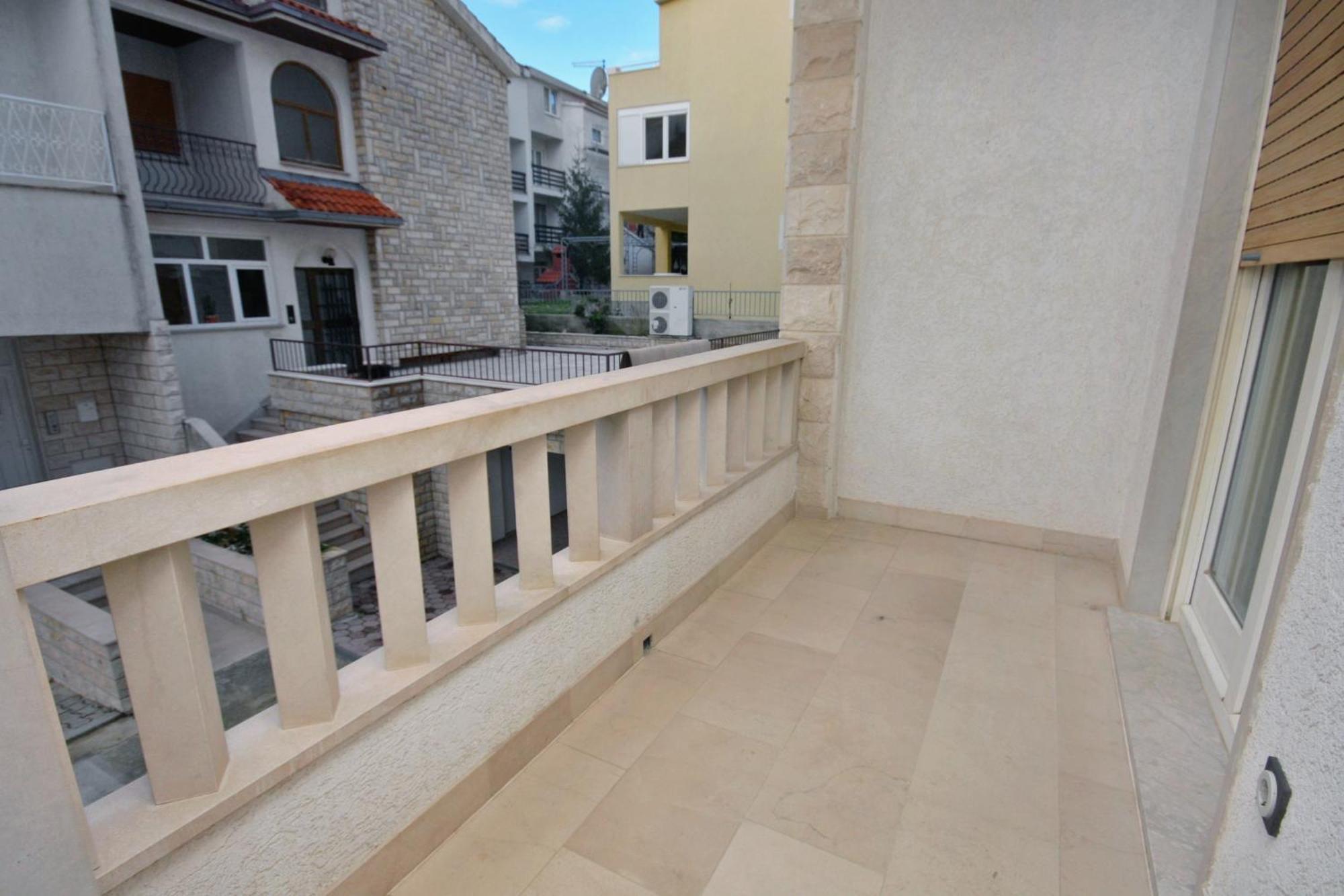 Apartments By The Sea Duce, Omis - 5973 المظهر الخارجي الصورة